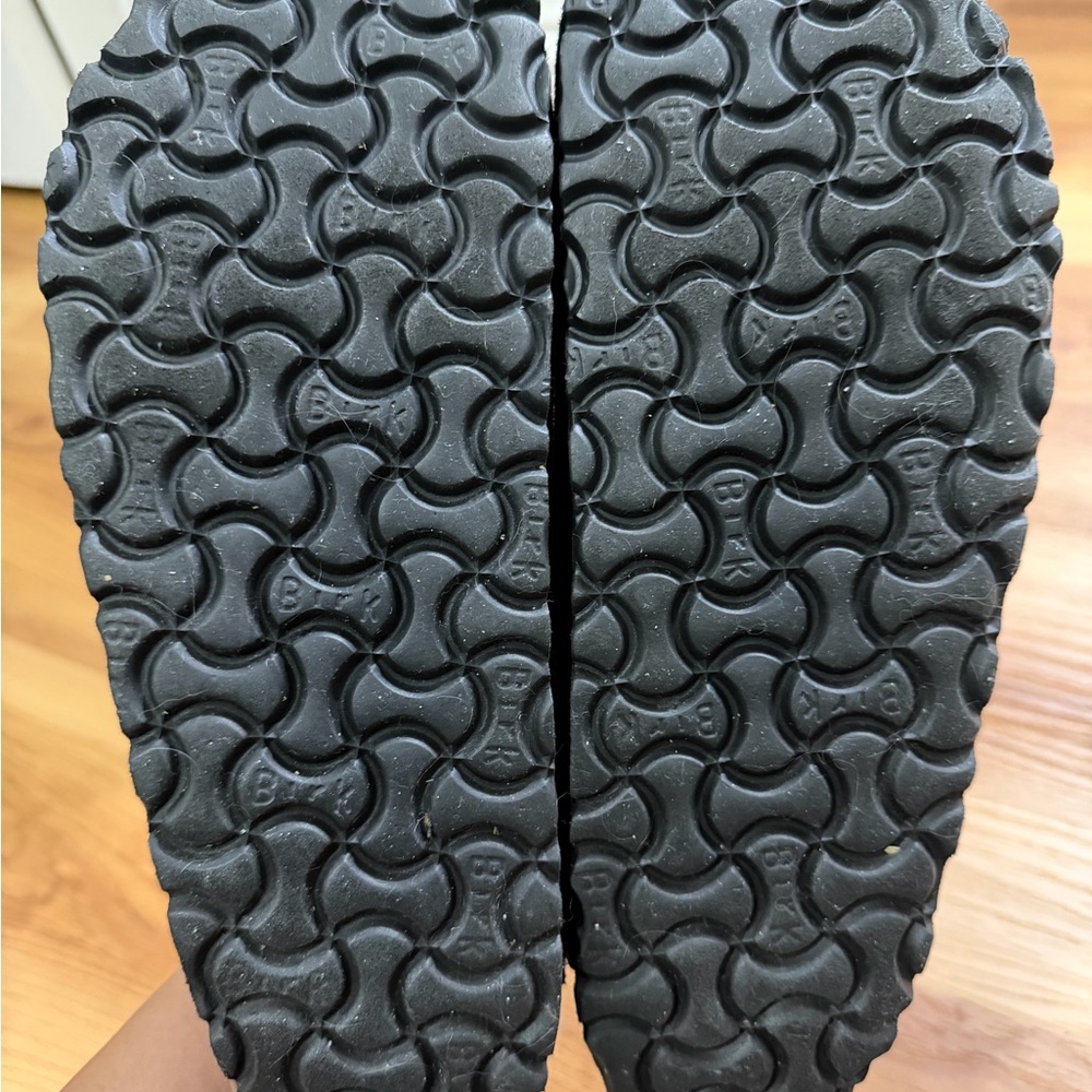 Birkenstock Suede Clogs - Picture 4 of 4